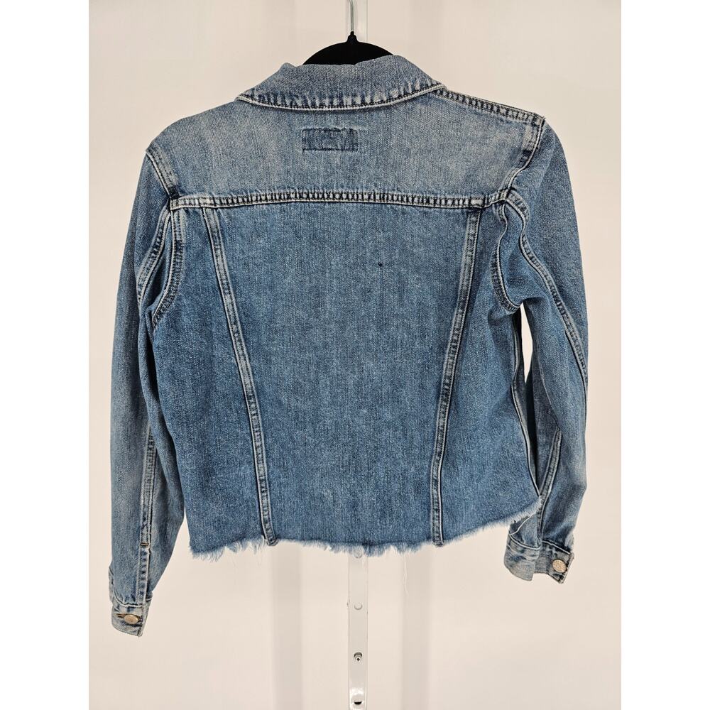 Lucky Brand Womens Sz M denim Blue Jean cropped jacket with a frayed bottom - Picture 5 of 5